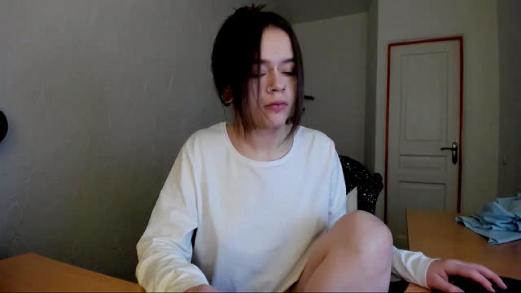 pleasemetonight [2019-10-24 07:35:27]