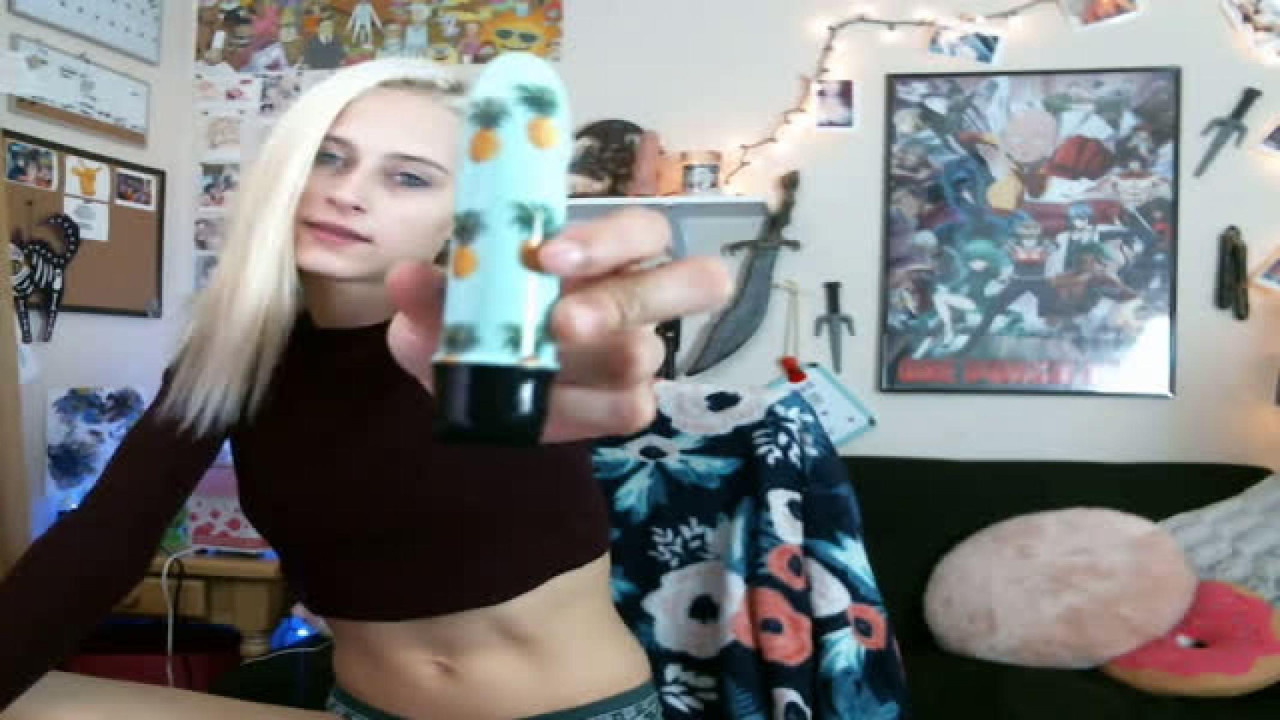 KatWoods MyFreeCams [2017-12-18 07:37:58]