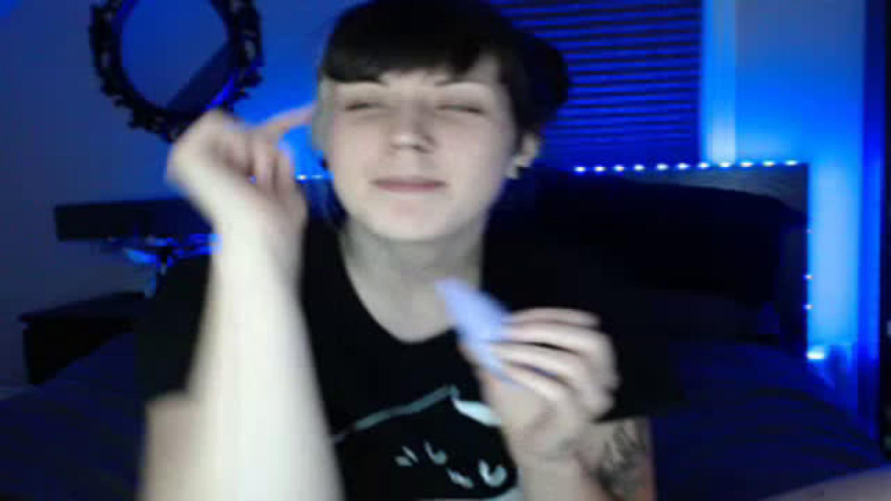 foxxxsea MyFreeCams [2017-11-02 03:00:36]