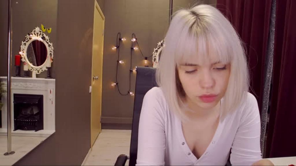amberroseblush [2019-12-04 14:00:30]