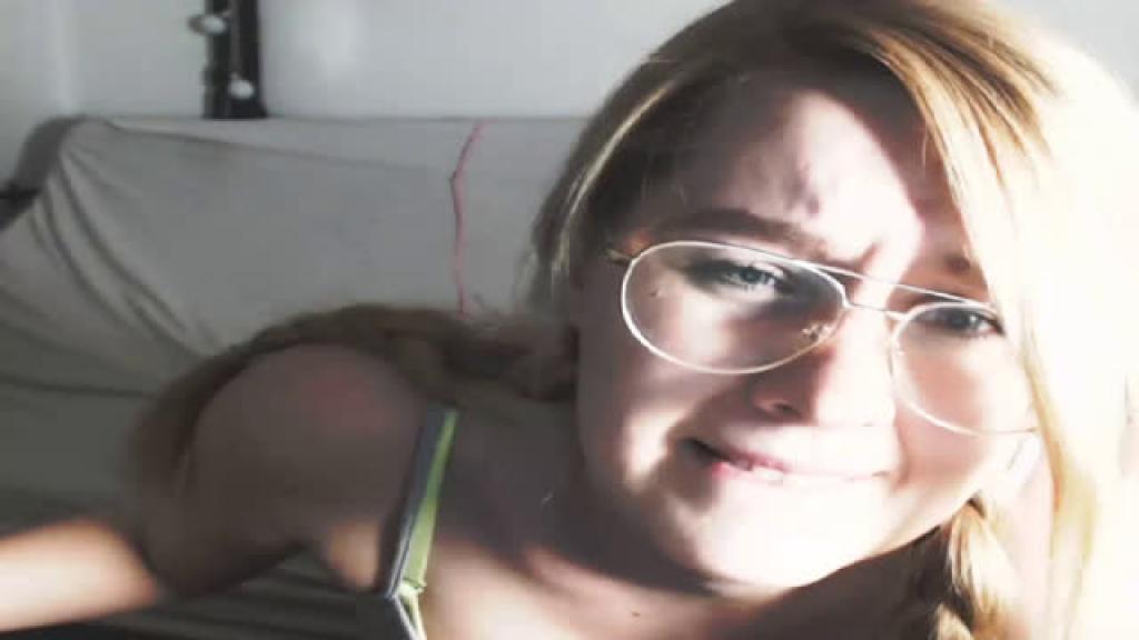 hellosexxx [2019-12-01 22:36:57]