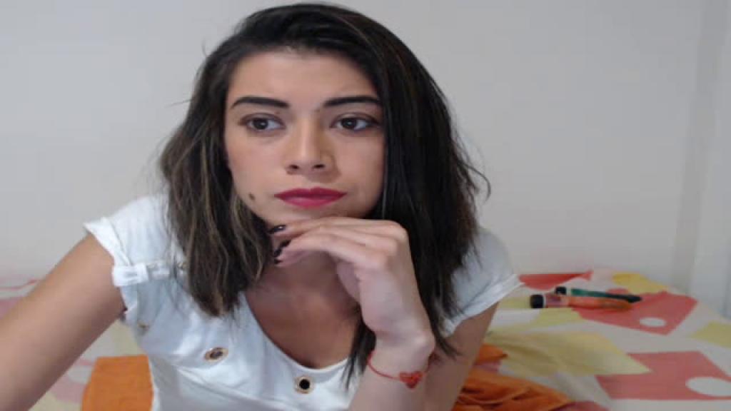 charlizelatin