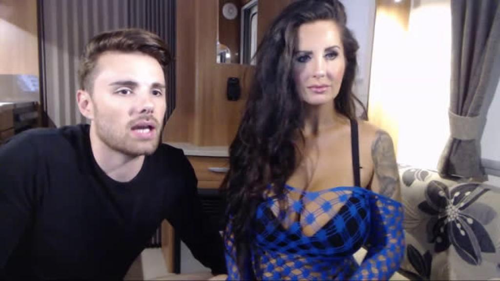 misscarmenxxx