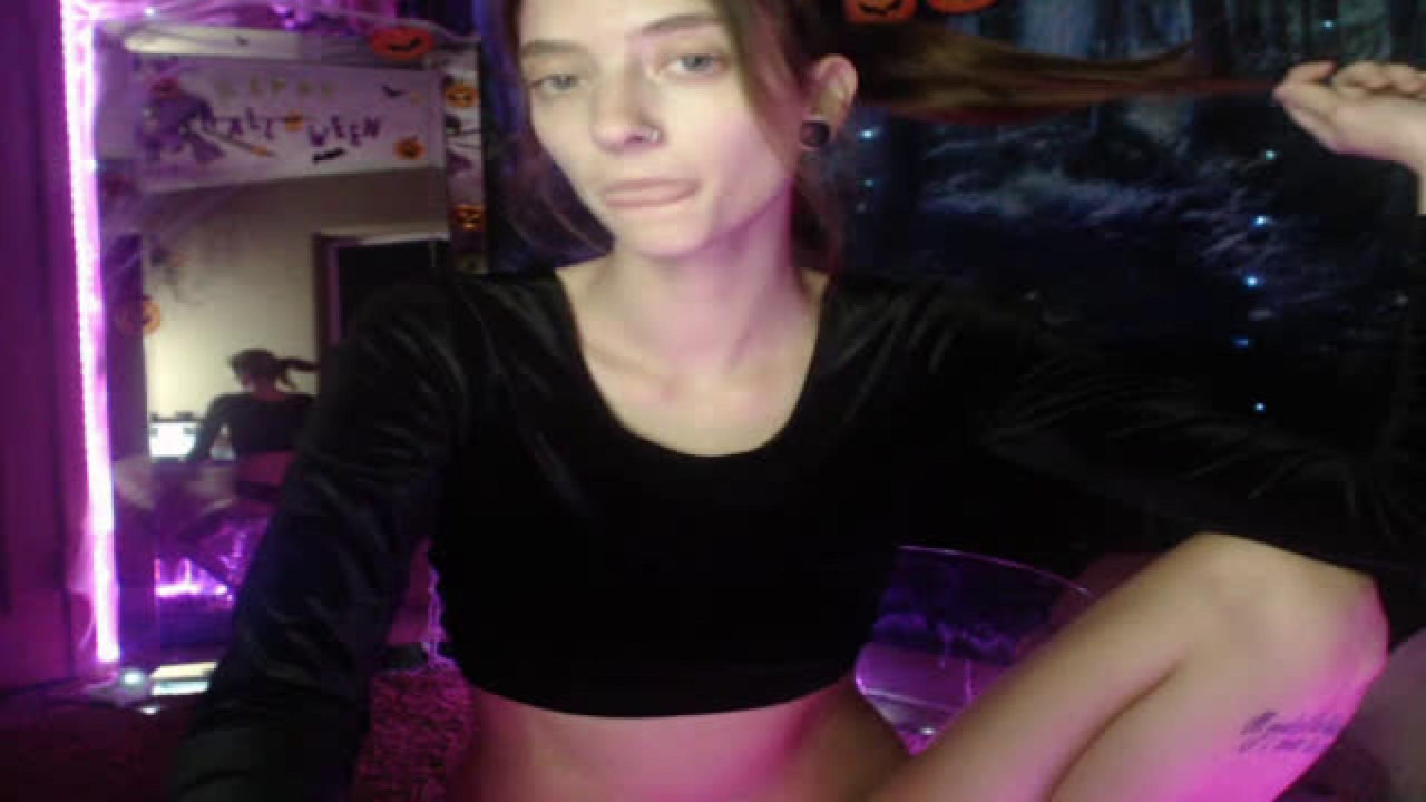 MollyMeowz MyFreeCams [2017-11-06 02:36:43]