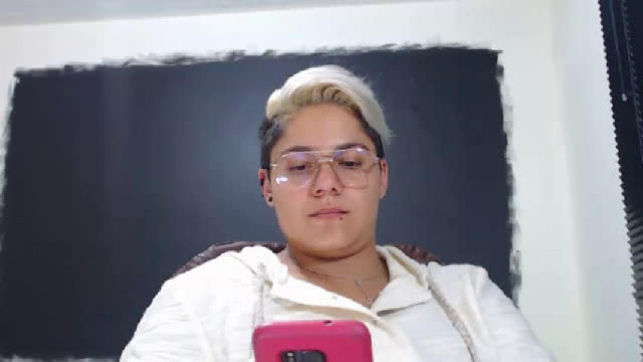 AmandaMorooe [2017-11-29 02:40:53]