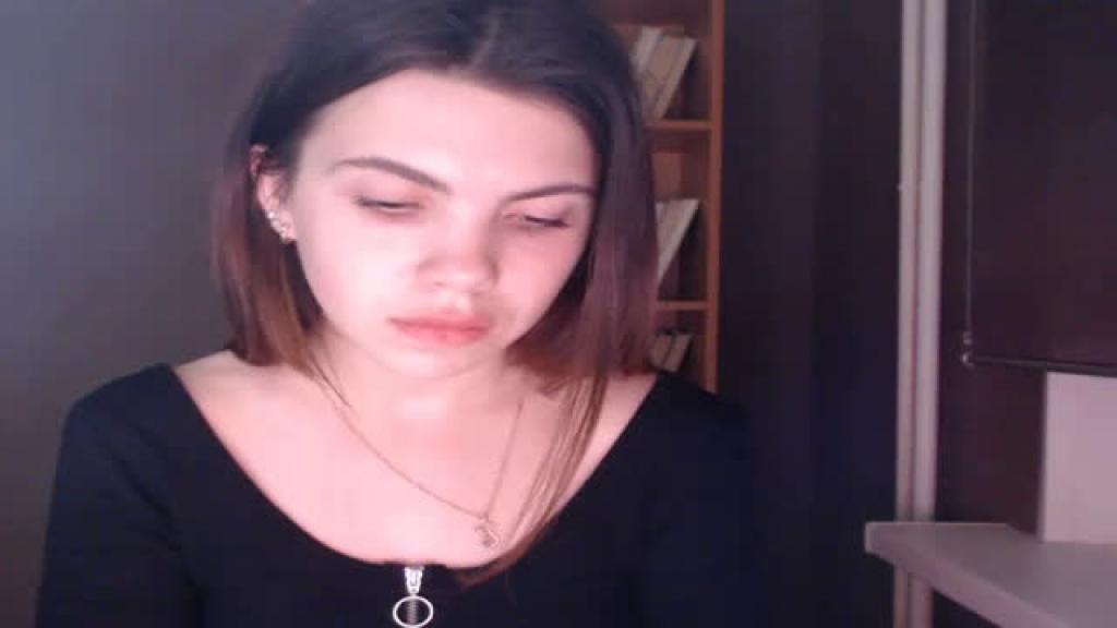 sweety_free_girl [2019-10-04 15:19:26]