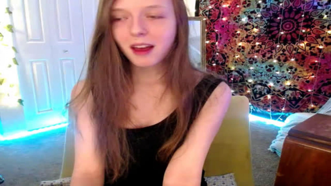 FayePotato MyFreeCams [2017-10-13 04:20:38]