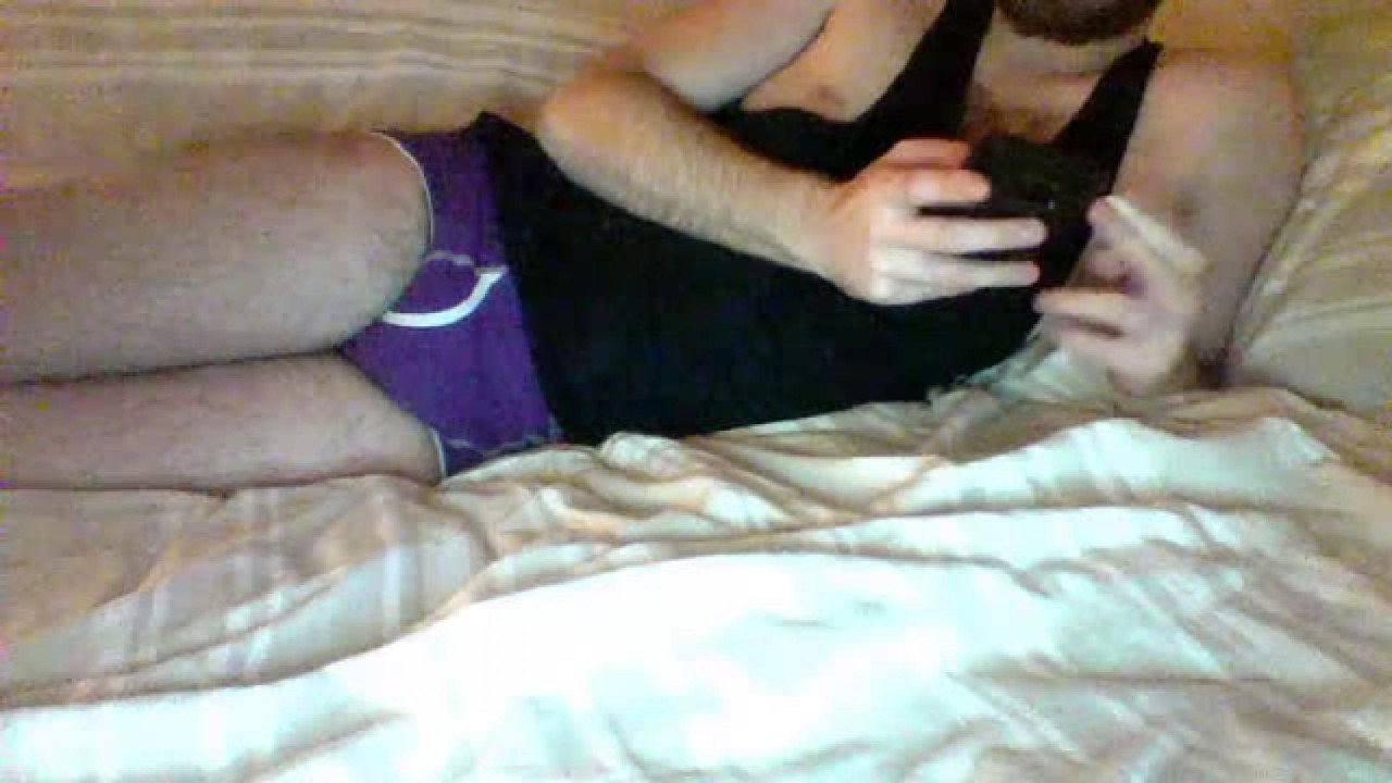 2HotGuys20s [2018-02-13 01:35:42]
