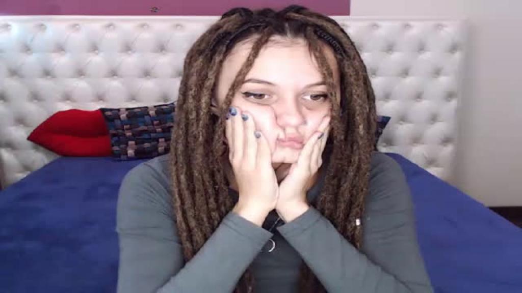 bethanykiss