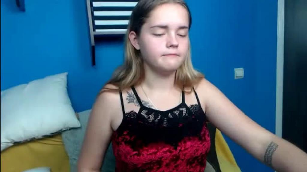 Alexaa_Moss__ [2019-10-06 19:53:26]