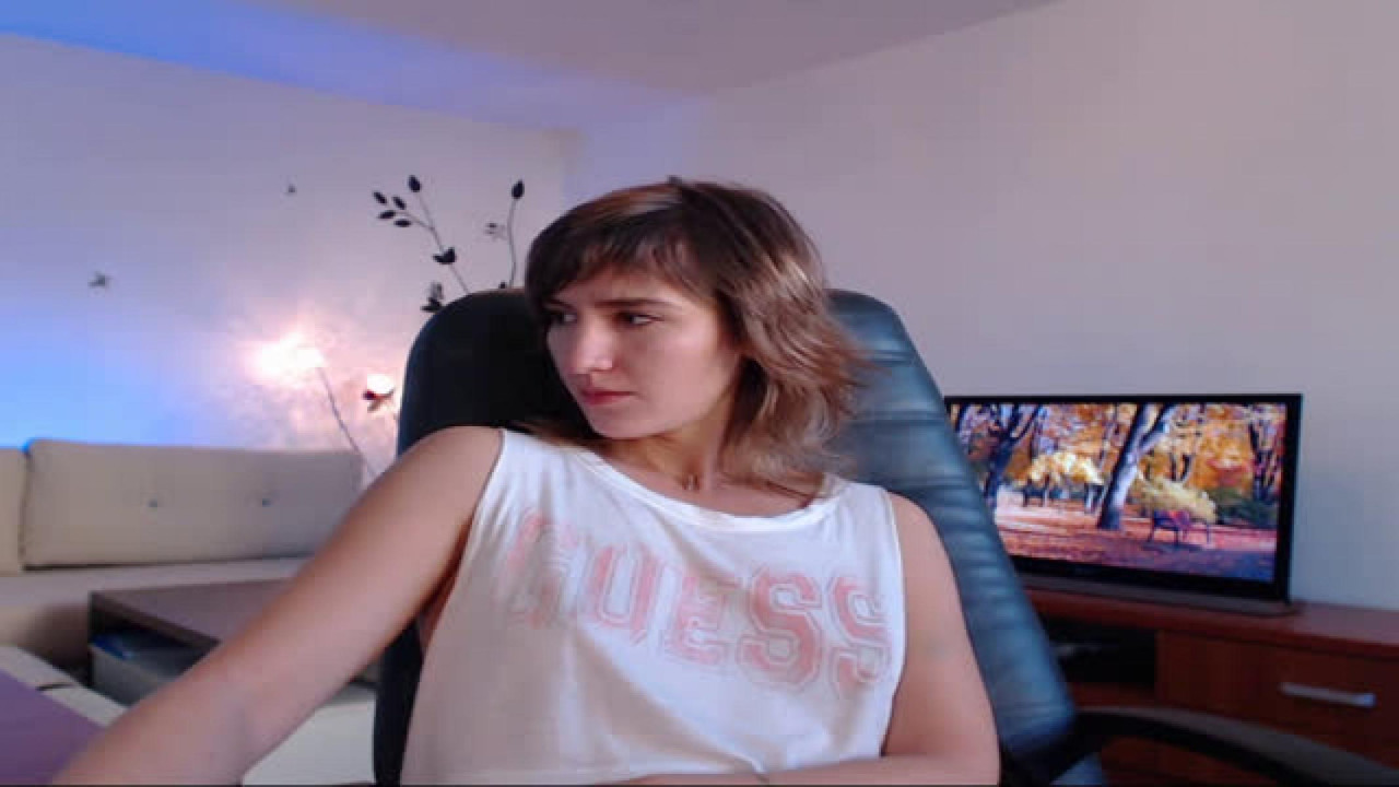 IntruderRorry MyFreeCams [2017-10-20 06:17:45]