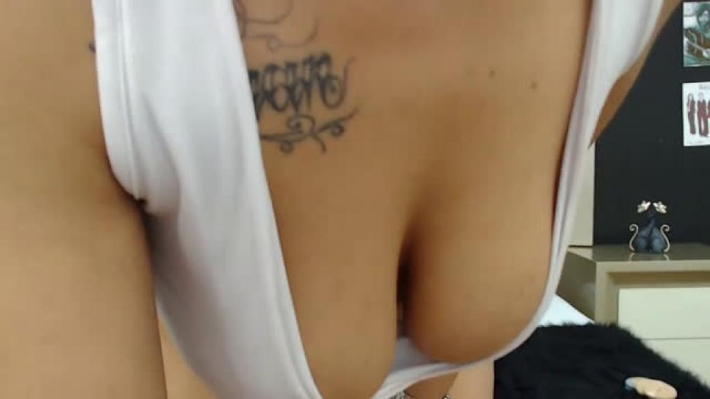 CharlottCyrus [2019-08-18 09:00:53]