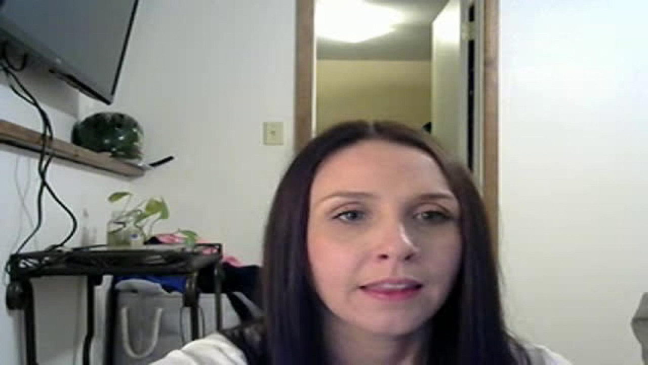 chloecums29