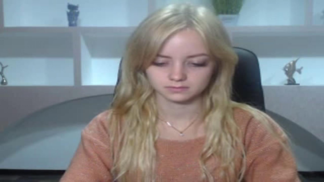 RosemaryHuge MyFreeCams [2017-10-25 12:06:25]