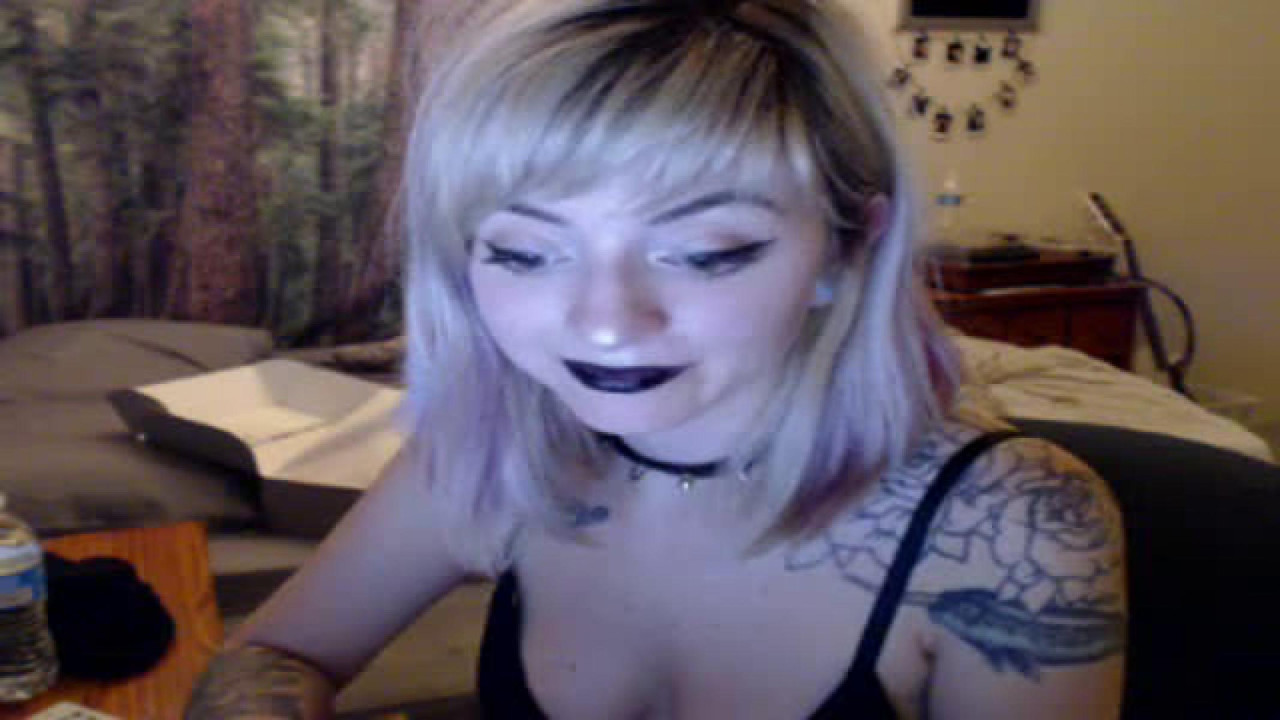 eloraaddams
