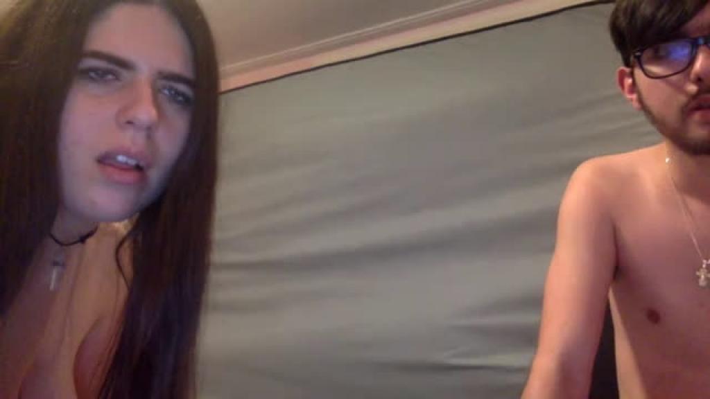 laurathesexybitch [2019-12-27 03:00:32]