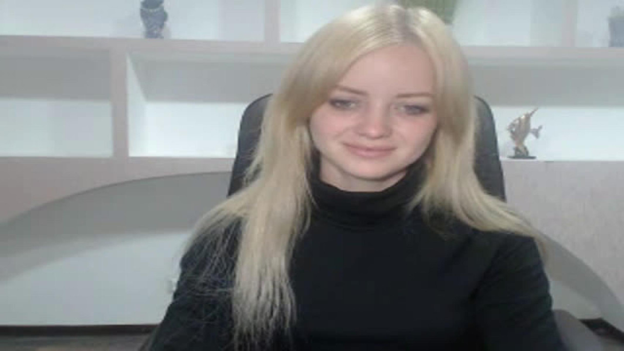 RosemaryHuge MyFreeCams [2017-11-05 17:50:24]