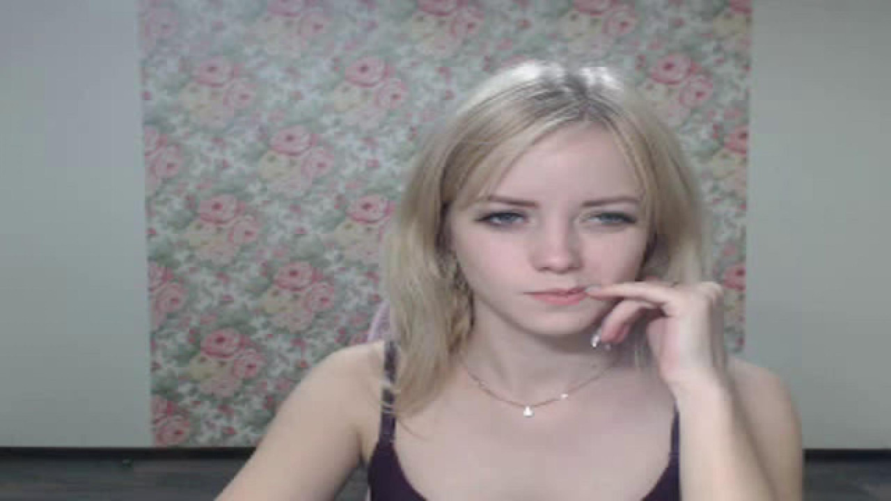 RosemaryHuge MyFreeCams [2017-11-14 10:35:37]
