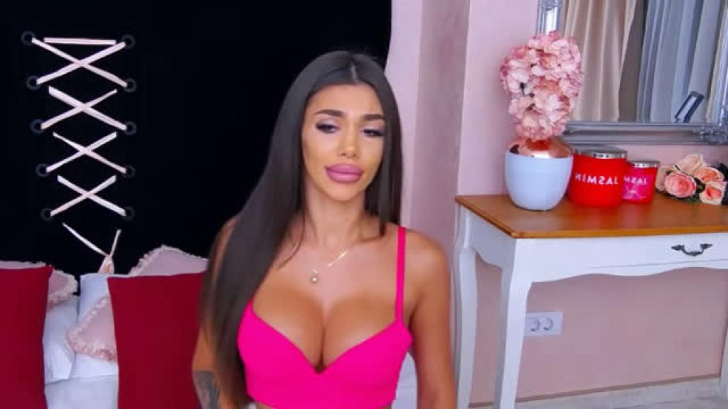 nattynatasha