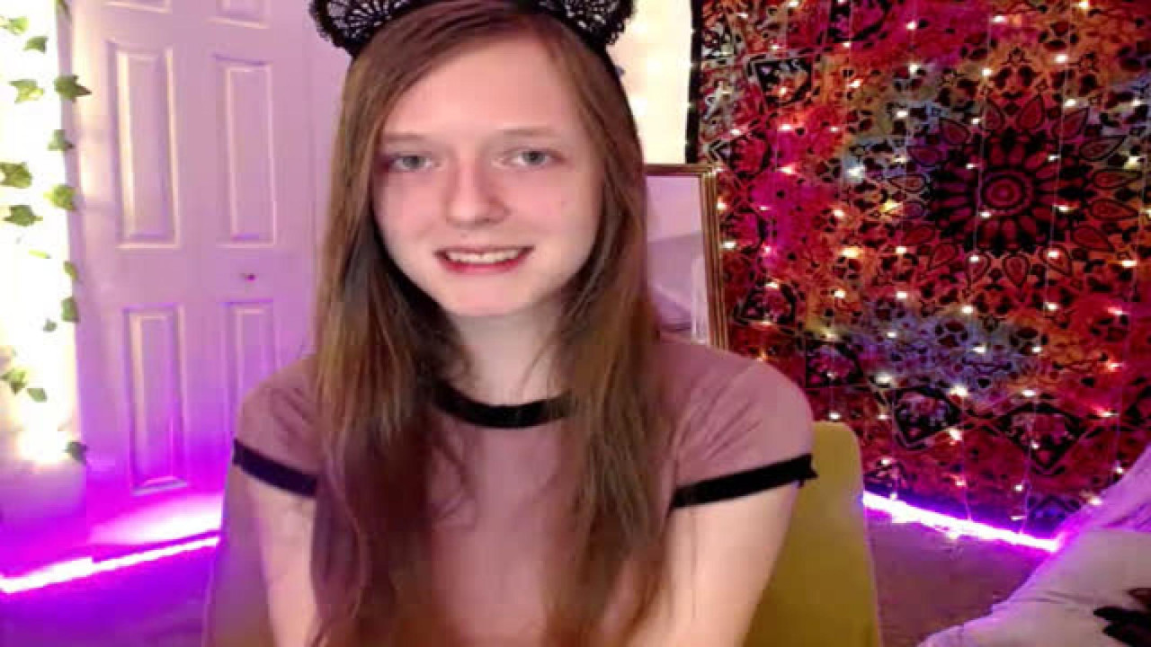FayePotato MyFreeCams [2017-09-23 03:27:44]