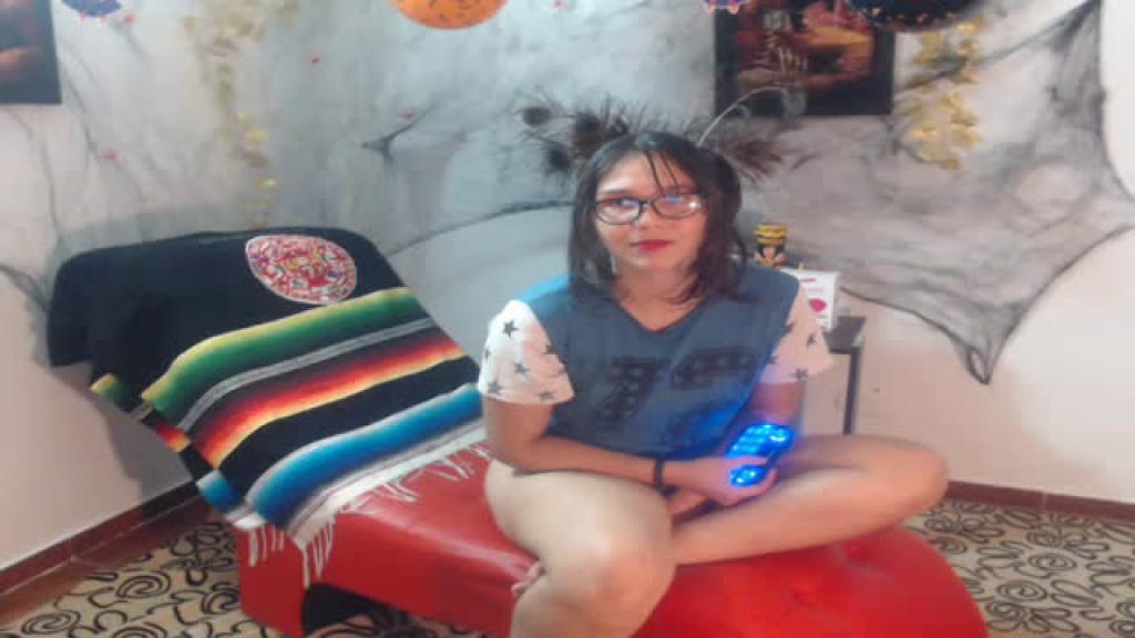 Isabell_petite [2019-10-06 05:01:26]