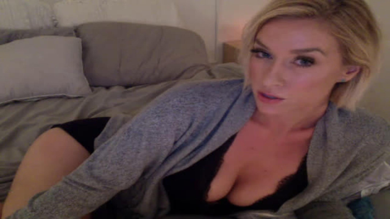 MistressxRhii [2017-11-19 08:36:02]