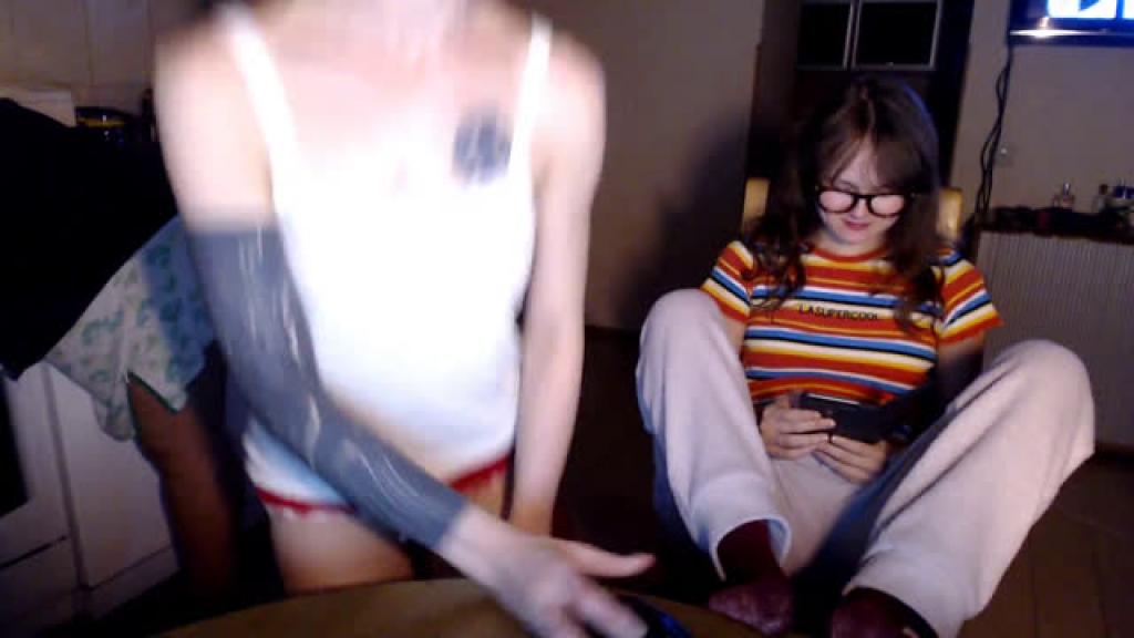 momsroom [2019-12-01 23:25:44]