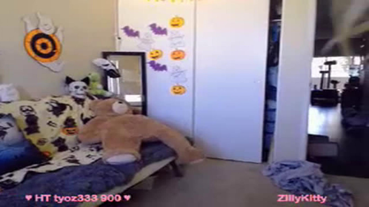 ZillyKitty MyFreeCams [2017-10-05 23:35:13]