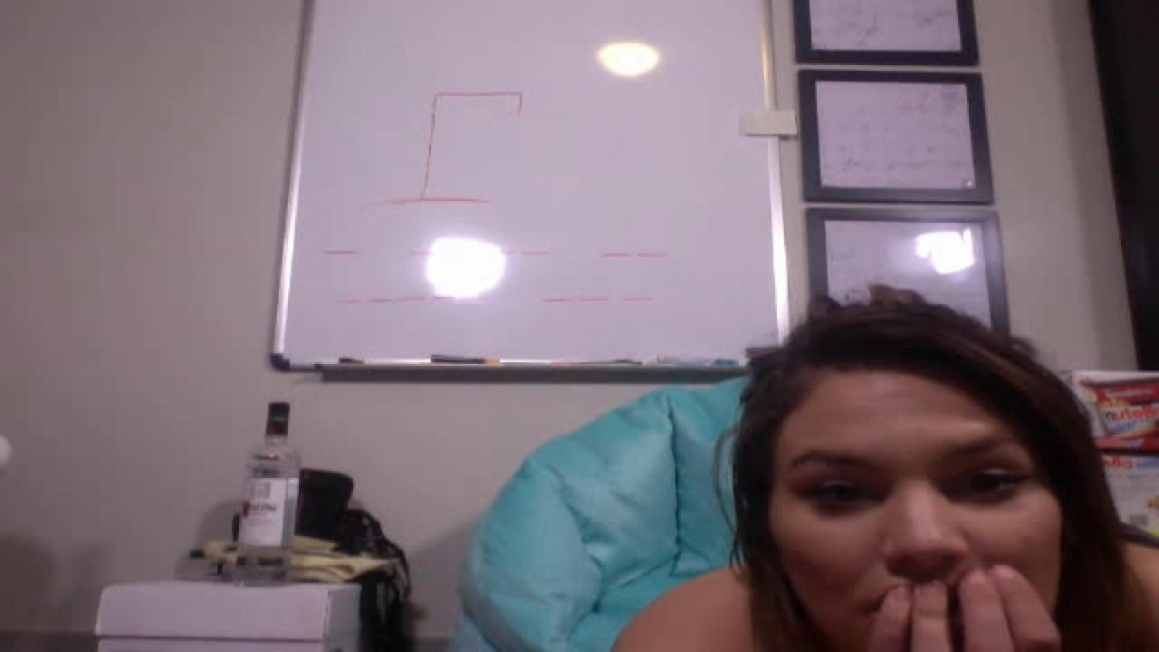 shyla_syn