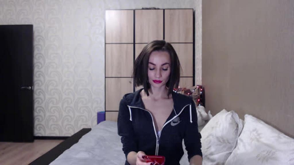 YourHotSweetii [2019-09-27 18:39:03]