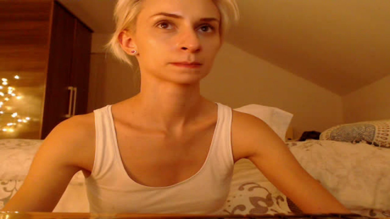 SophieWilde MyFreeCams [2017-10-28 00:30:13]