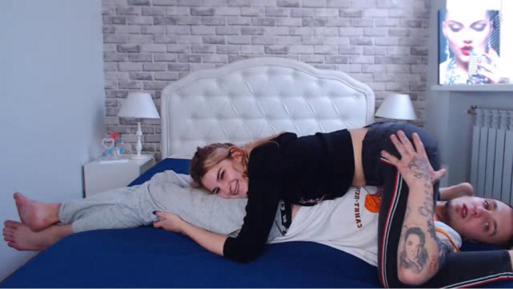 splendidcouple [2019-08-10 14:14:53]