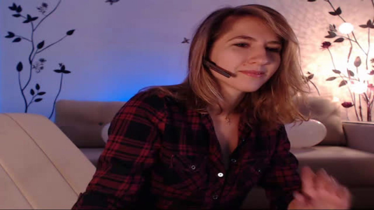 IntruderRorry MyFreeCams [2017-09-30 03:25:52]