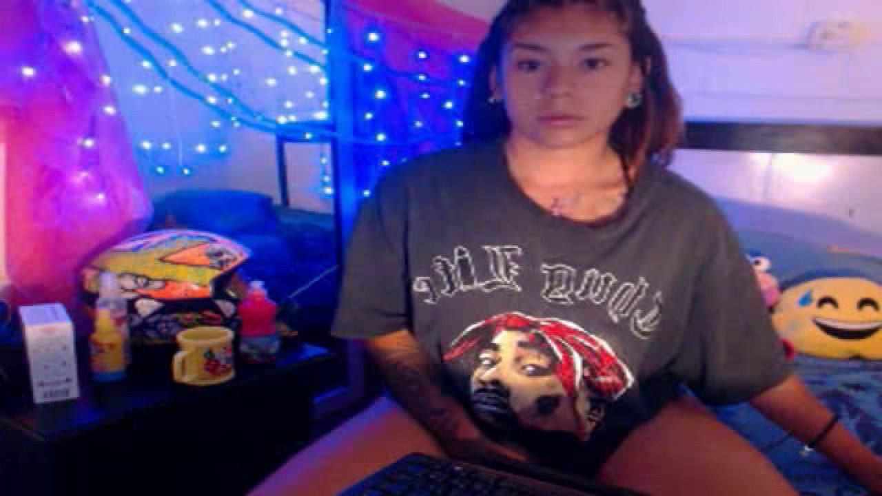 LilCutiePia MyFreeCams [2018-05-11 13:05:23]