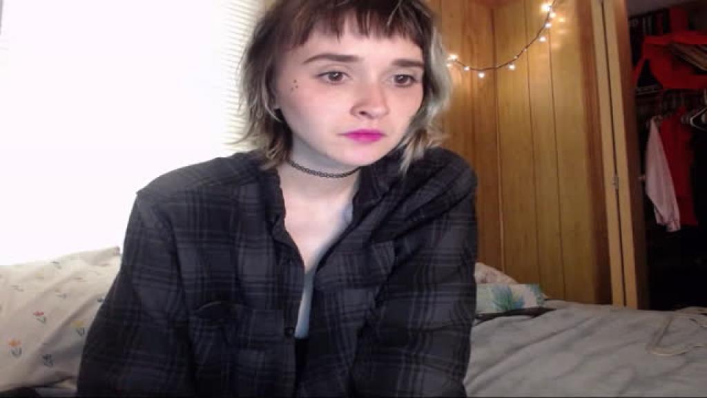 sickgrrl [2019-06-13 18:33:43]