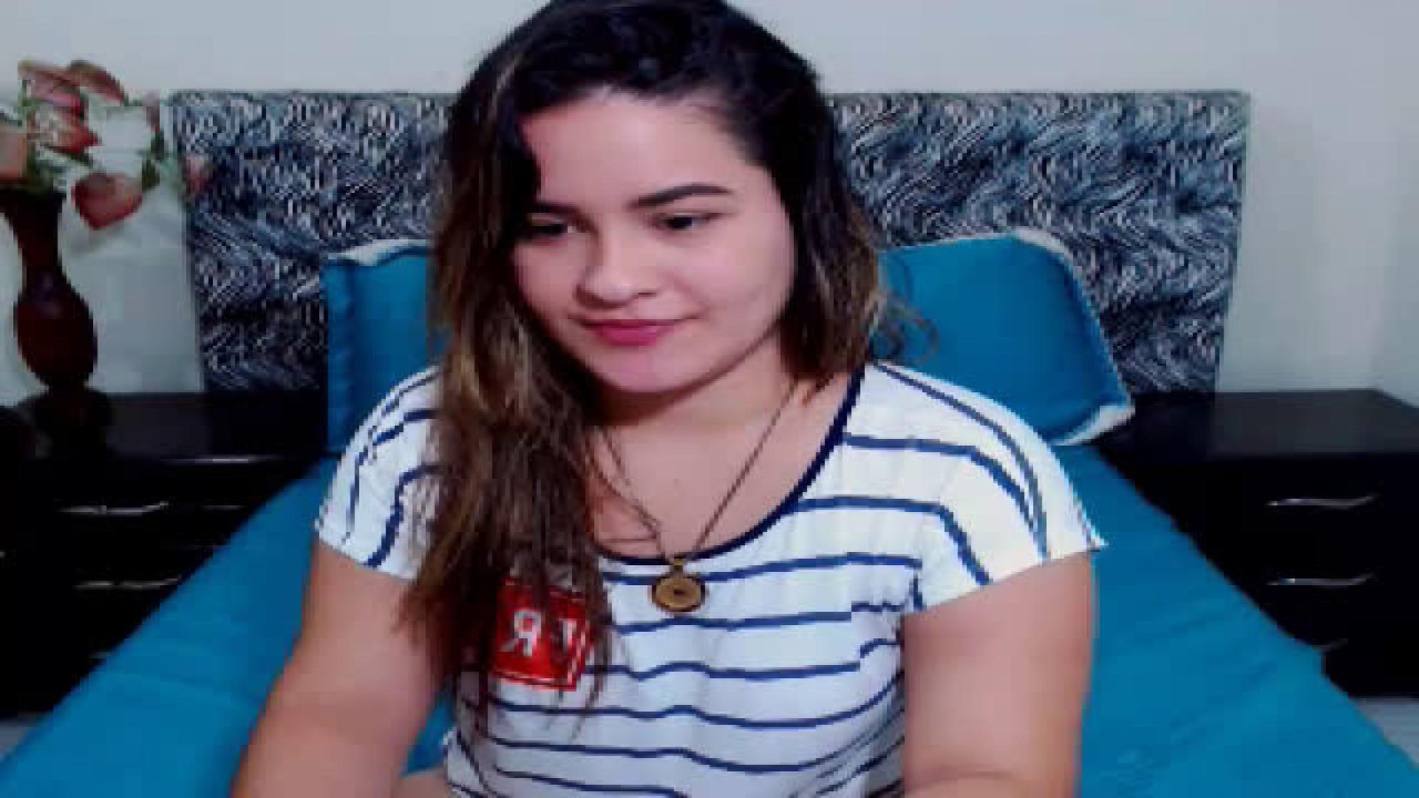 LluvieFox CamSoda [2017-11-17 19:40:26]