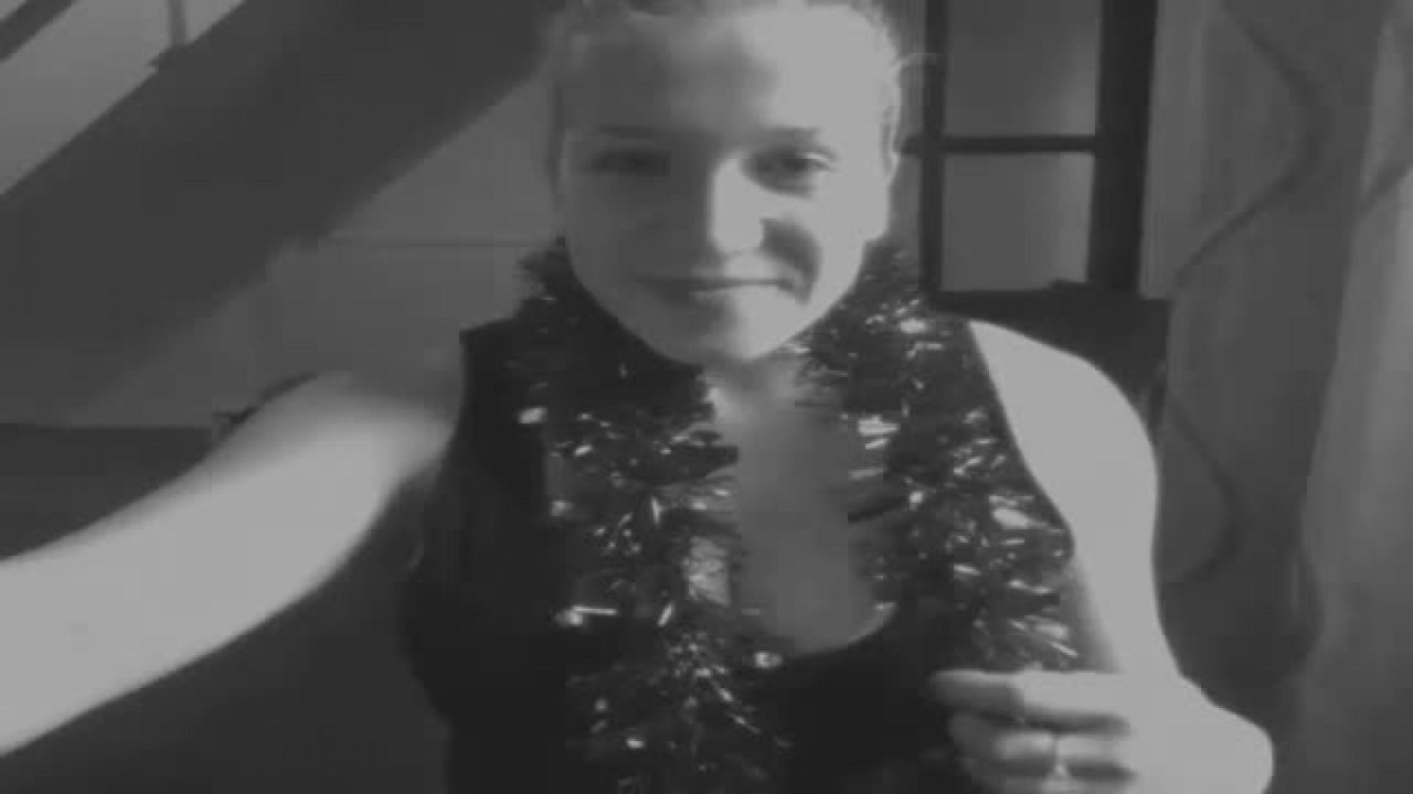 sexyuss [2017-11-23 11:50:50]