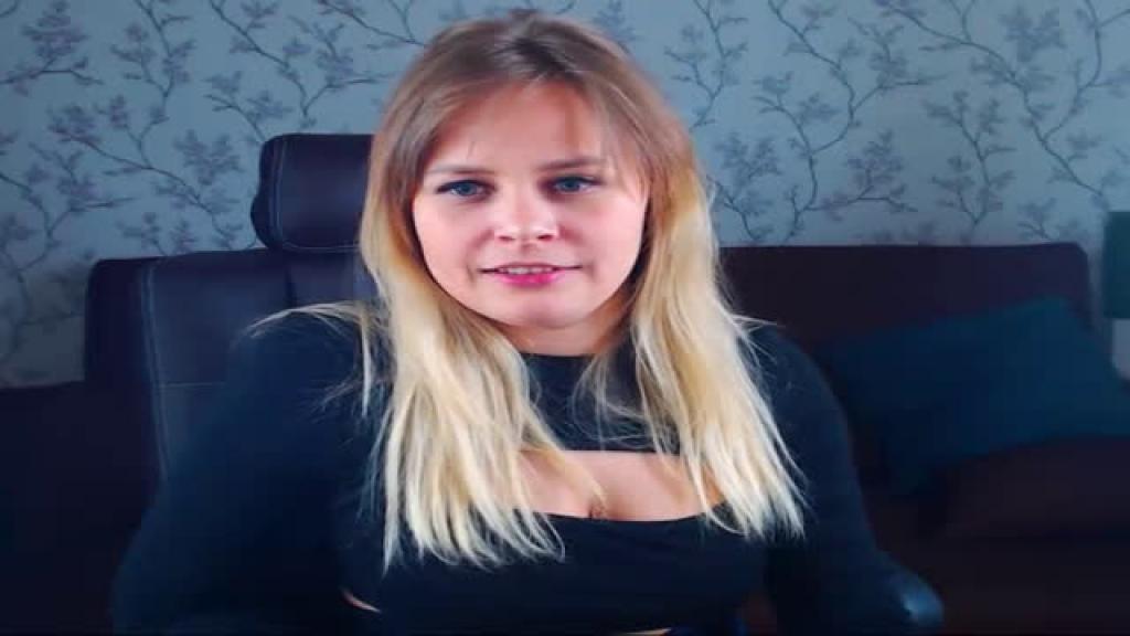 nikki_bi