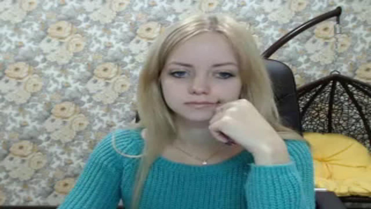 RosemaryHuge MyFreeCams [2017-10-10 10:37:21]