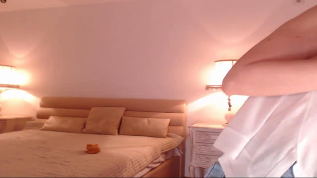 AddictiveLara MyFreeCams [2017-10-24 05:20:35]