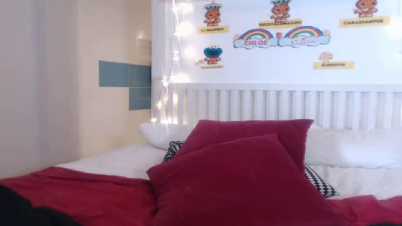 ChloeSkittle_ MyFreeCams [2017-10-01 19:14:47]