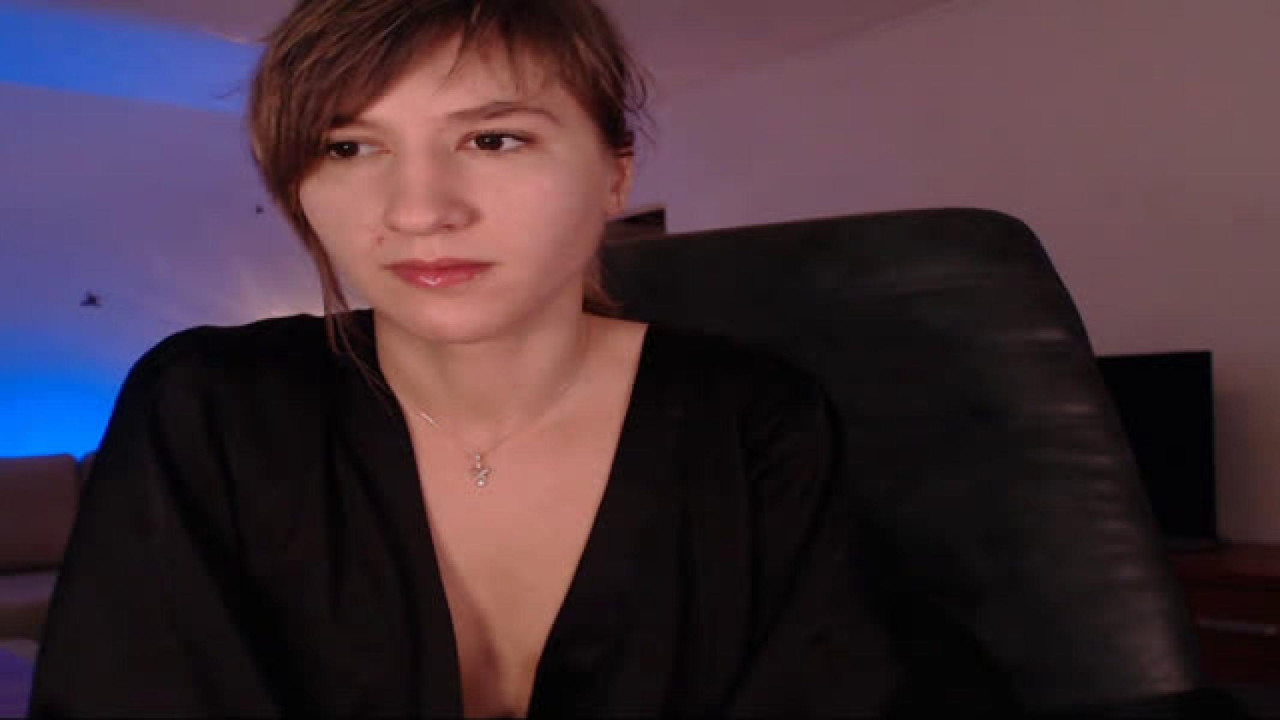 IntruderRorry MyFreeCams [2017-11-10 06:42:57]