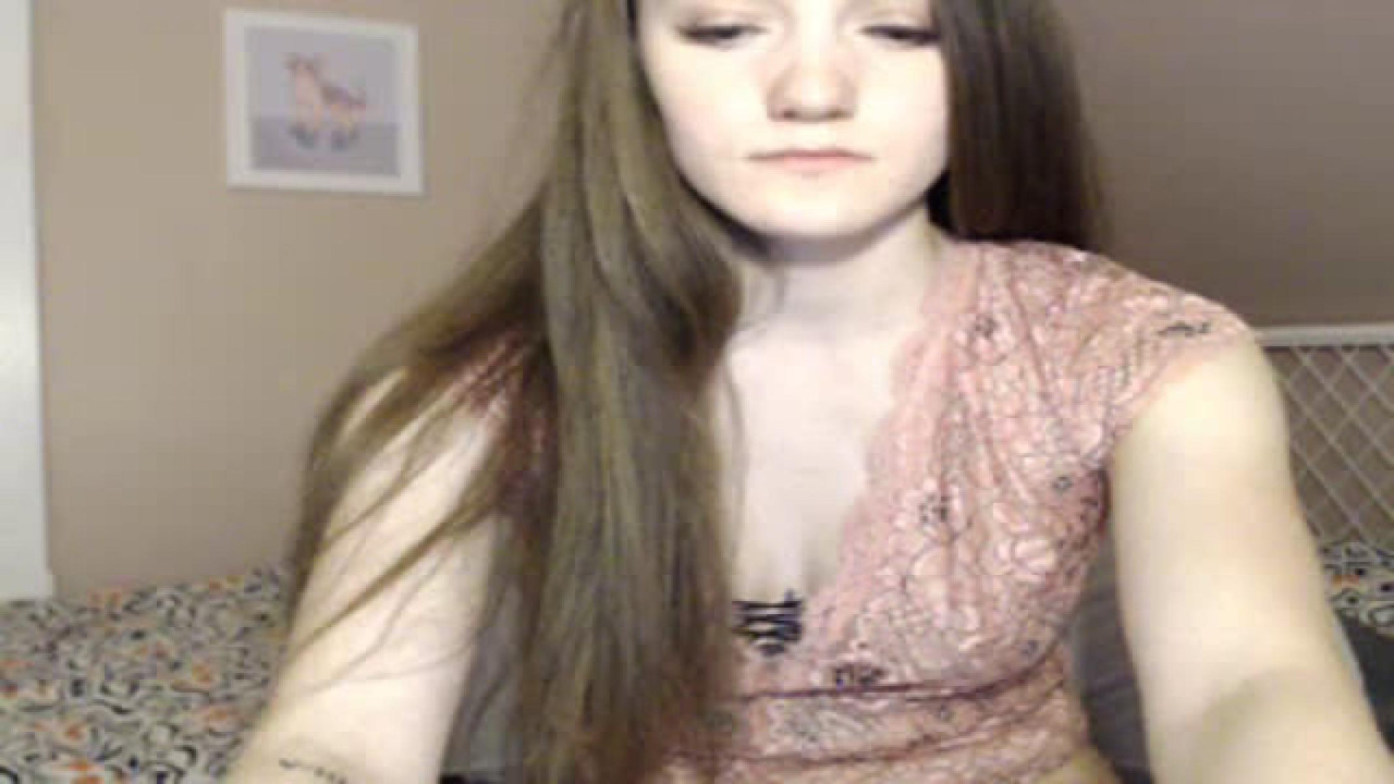 NikkiMarie83 MyFreeCams [2018-04-19 04:45:38]