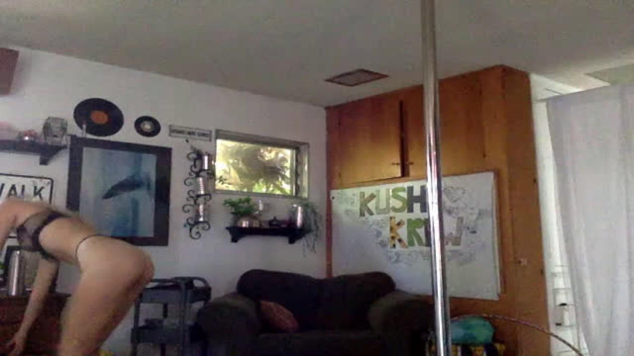 KeiraKush_cam [2018-04-16 20:40:12]