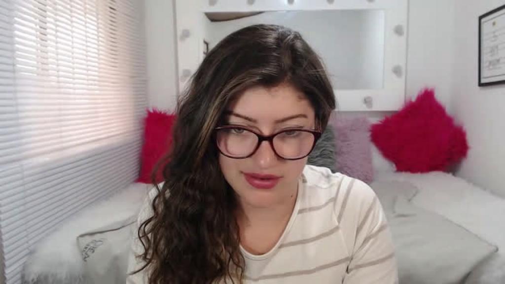 mia_klous
