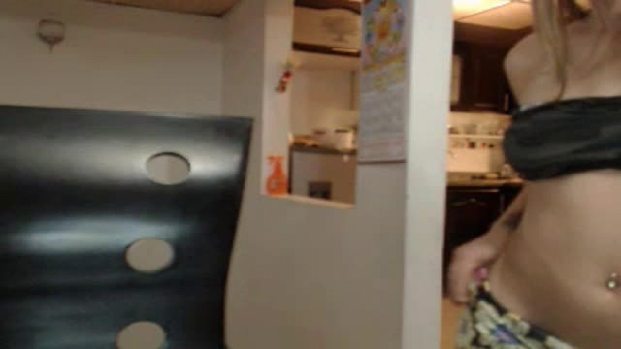 Valery_Krozz MyFreeCams [2017-11-03 00:45:37]