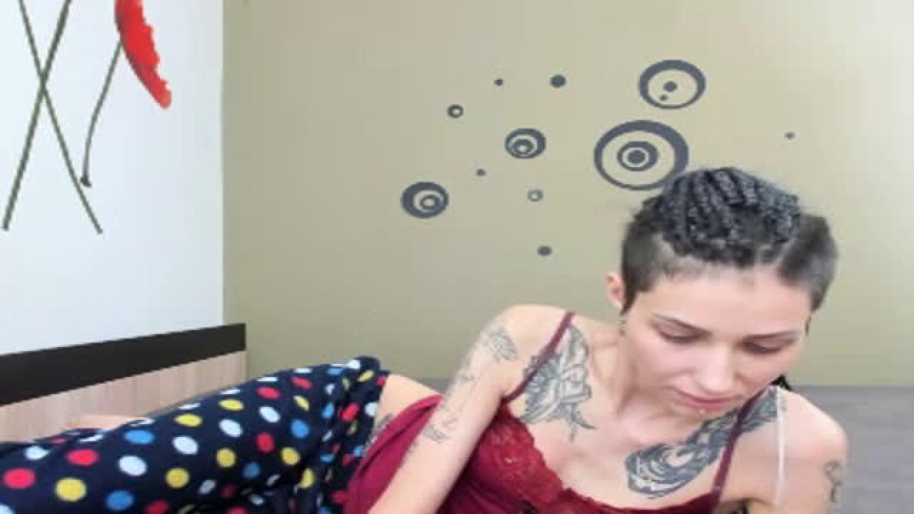 Nikistarqueen MyFreeCams [2018-05-10 02:56:00]