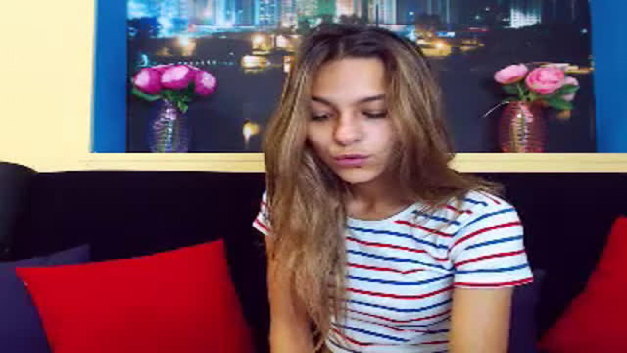 AvvaAdams MyFreeCams [2017-10-06 02:40:07]