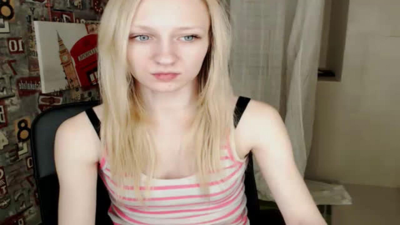 AlbaFoxxyy CamSoda [2017-11-27 00:16:18]
