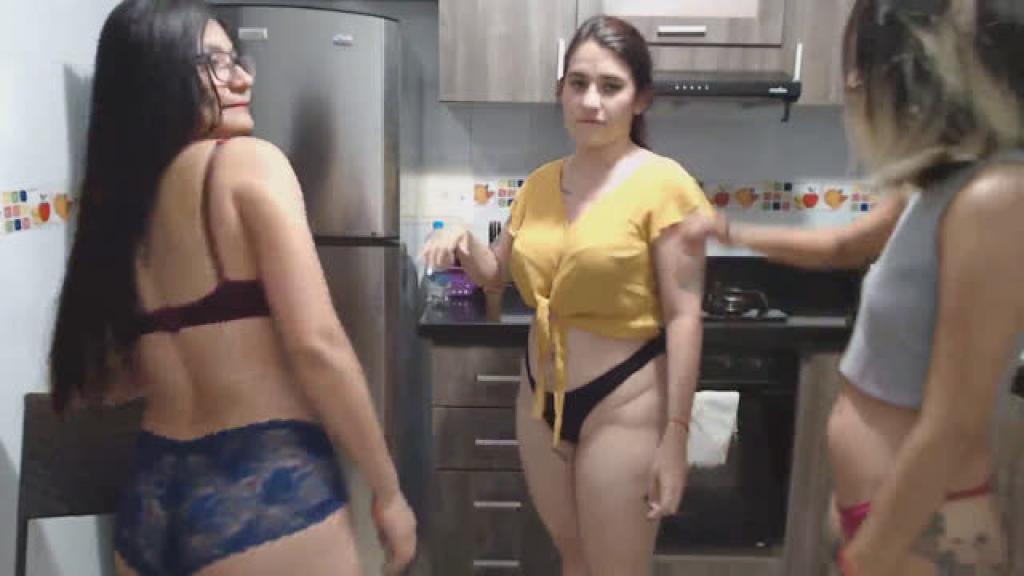 little_naughtyy [2019-10-08 22:55:39]